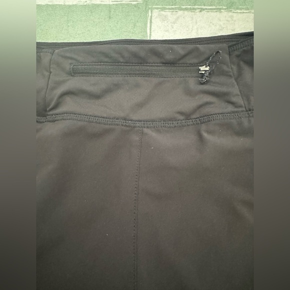 New Patagonia Black Shorts Size M - Picture 5 of 6